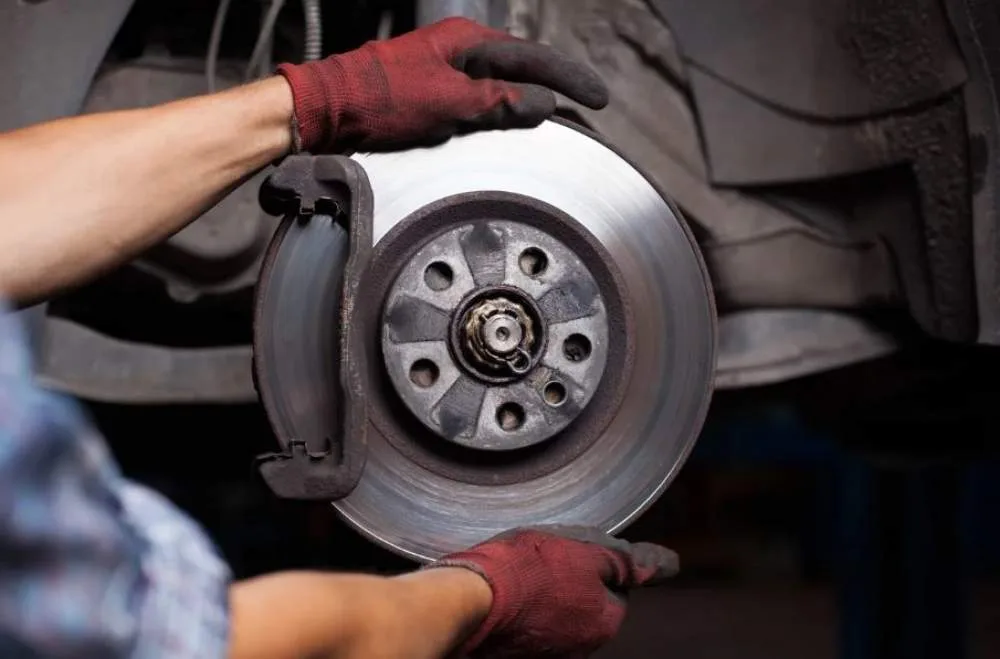 Quando devo trocar as pastilhas ou disco de freios do meu carro?